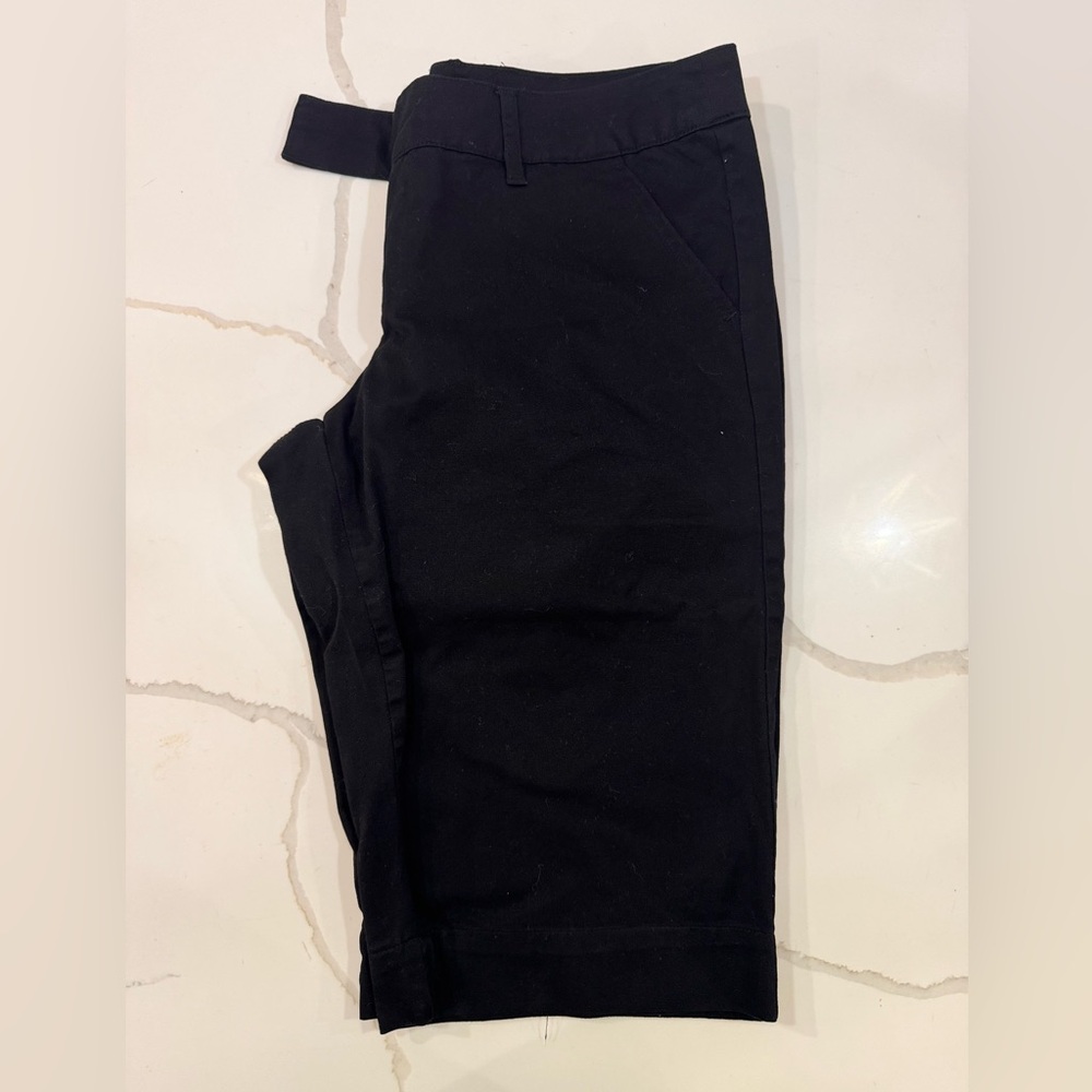 The Limited Shorts Flat Front Shorts Chino Black Size 8 - Picture 4 of 4